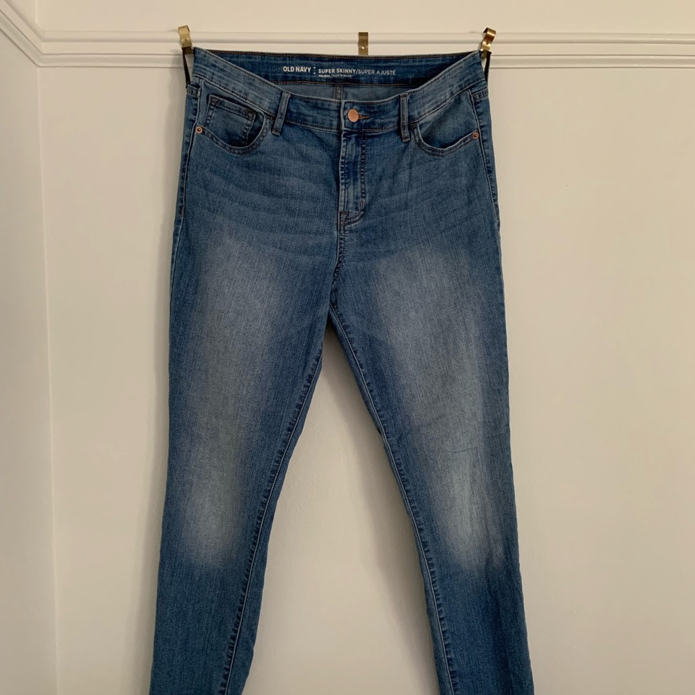 Old Navy Super Skinny Mid Rise Jeans